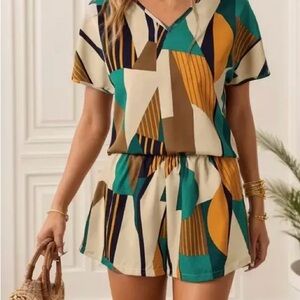 Women’s design shirt and pant set